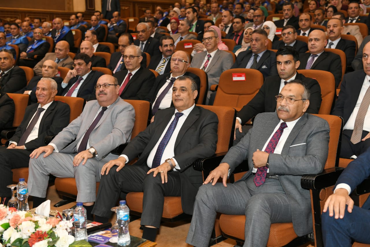 f7d69bf3-7bed-4706-a3a4-59d1e443c27b