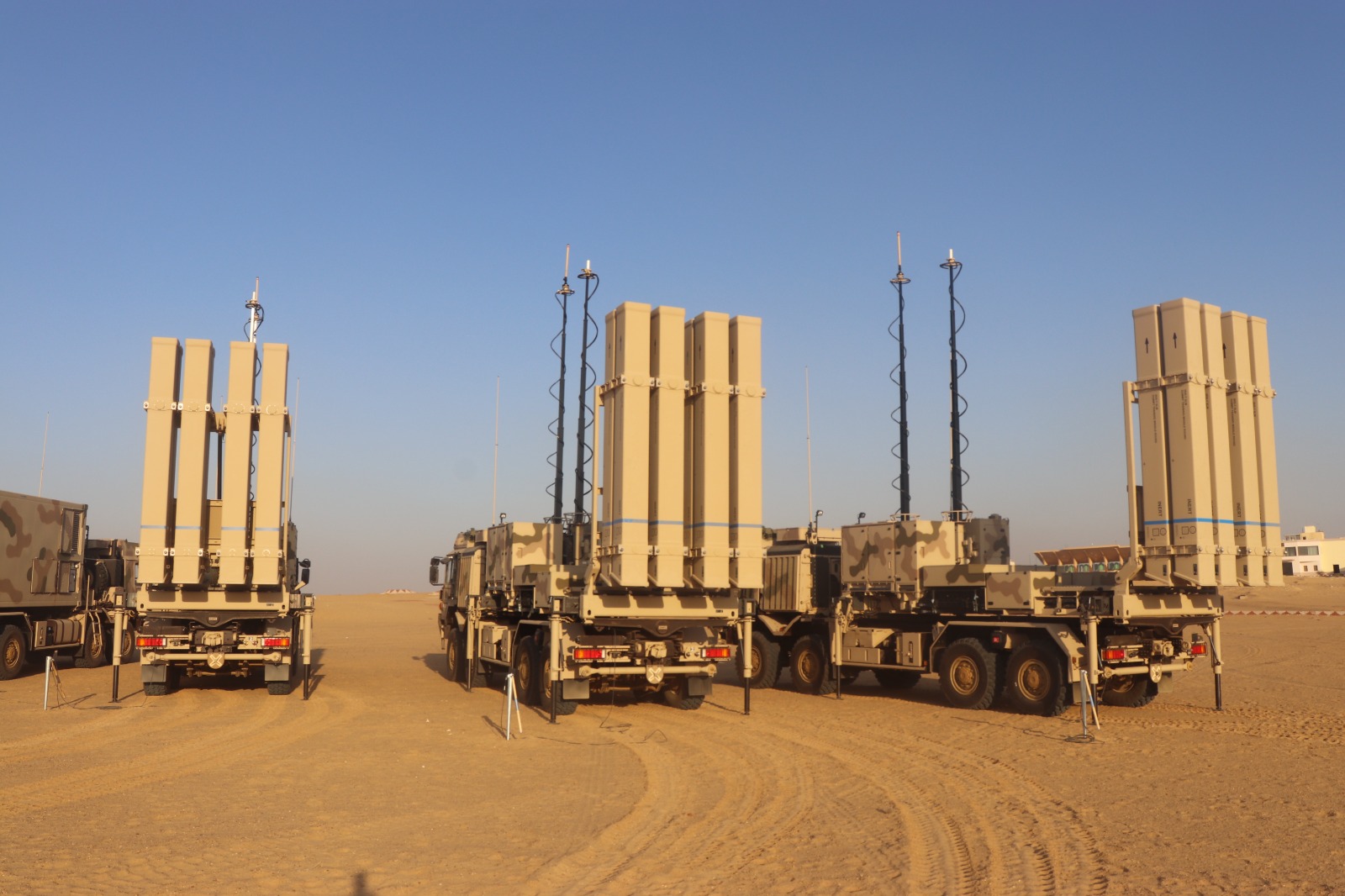 من أرشيف قيادة قوات الدفاع الجوي