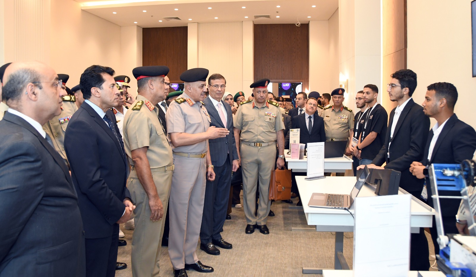 c73fea27-eff2-448b-8935-af7b3eaaaa45