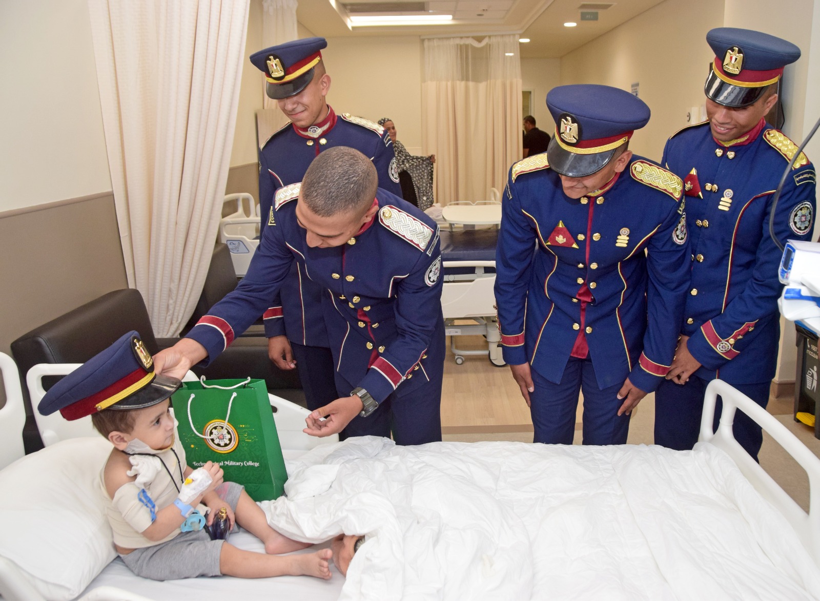 5c708727-f94b-441f-b312-0b32a954f484