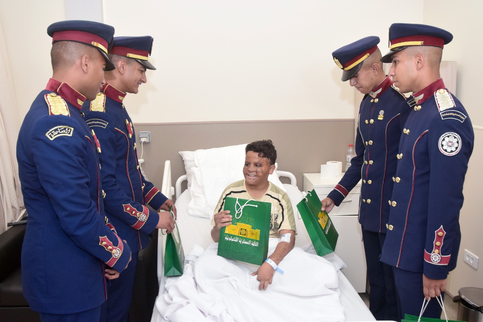 b0b0a7b8-4e08-494b-ad33-dfa22f01a106