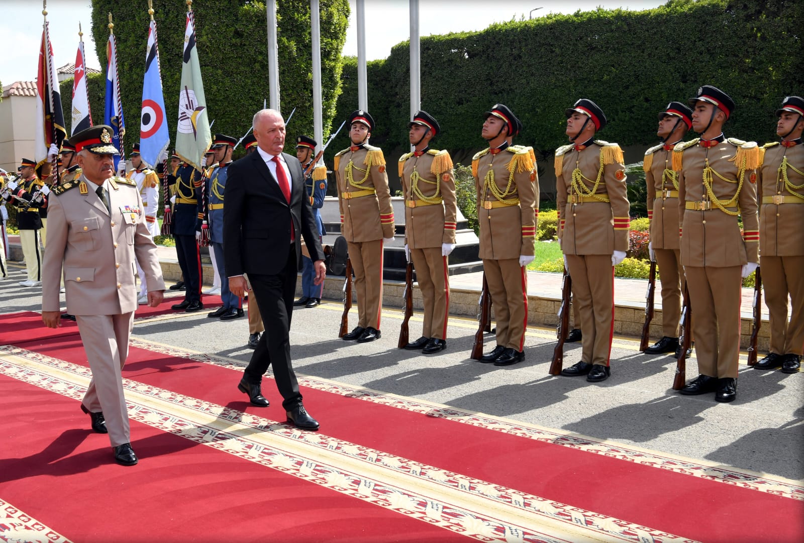 1806d076-2ddc-4d3c-abdd-44cbbdfe2633