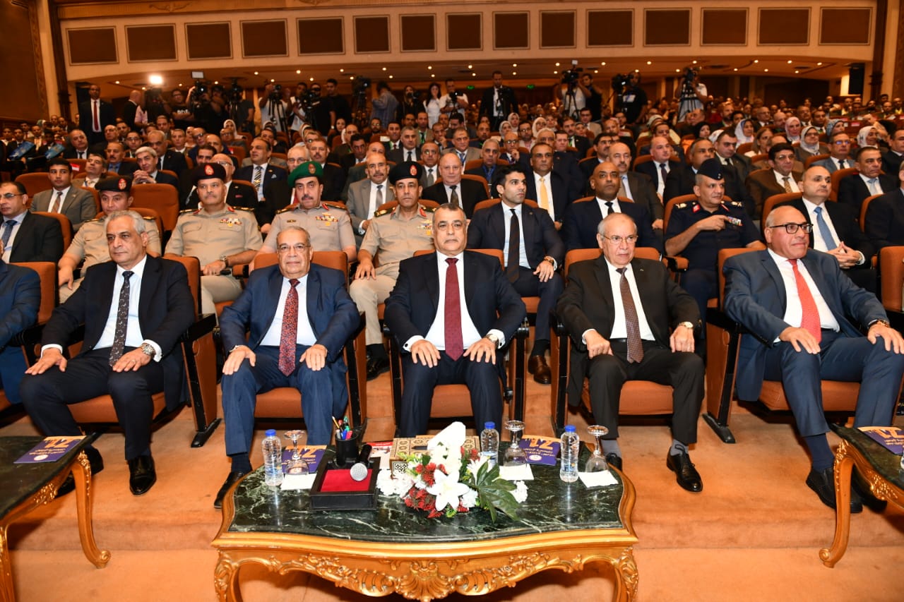 c9887d7d-7d78-43a6-b461-cf51b97afea0