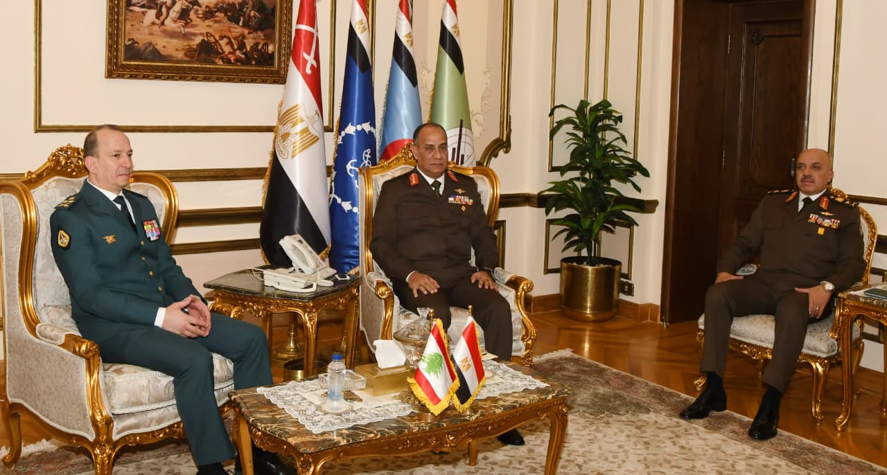 0e62a97b-f680-4d70-8a63-5c56c6f895ae