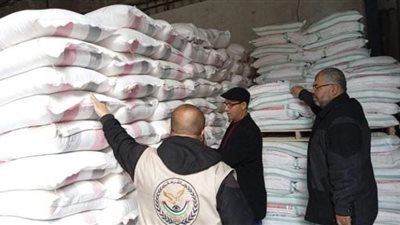 ضبط 24 طن دقيق في حملات على المخابز المخالفة