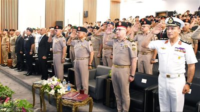  وزير الدفاع والإنتاج الحربى يشهد مناقشة البحث الرئيسى لمركز الدراسات الإستراتيجية للقوات المسلحة