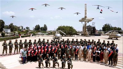 القوات المسلحة تنظم زيارة لوفد من شباب المصريين المقيمين بالخارج وطلبة الجامعات المصرية 