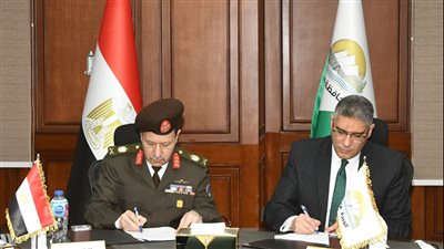 إدارة الإشارة للقوات المسلحة توقع عقد إتفاق مع محافظة الجيزة لتقديم خدمات الشبكة الوطنية للطوارئ والسلامة العامة
